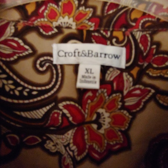 Button Down XL - Picture 4 of 4